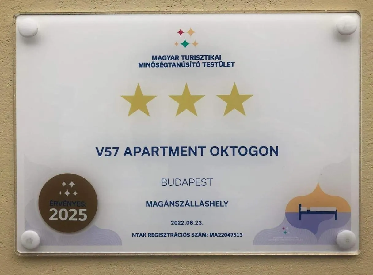 V57 Apartment Oktogon Budapest 0*,  Ungarn